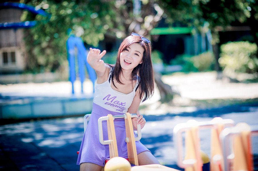 如果你不能飞，那就奔跑;如果不能奔跑，那就行走;如果不能行走，那就爬行;但无论你做什么，都要保持前行的方向。